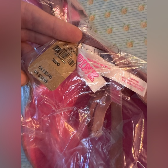 NWT Victorias Secret Pink Wear Everywhere Super Push Up Bra 38DD - Picture 4 of 5